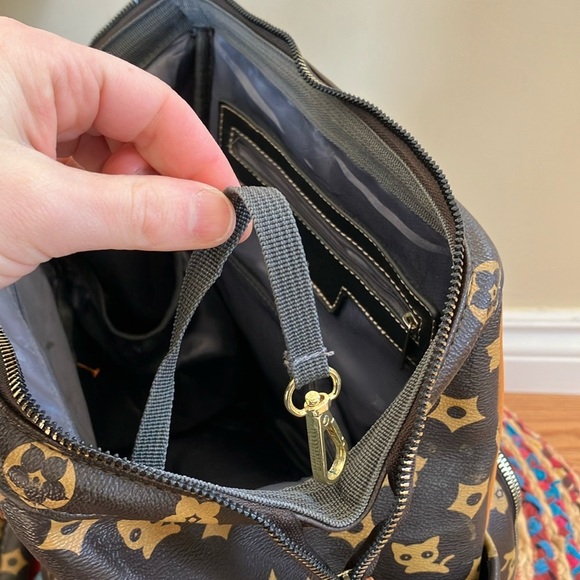 Hafmall Leather Diaper Bag - Picture 6 of 10